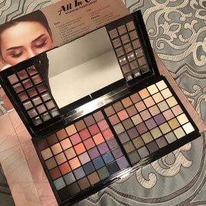 Bebe Beauty Artist Color Collection Bebe Beauty Artist Color Collection